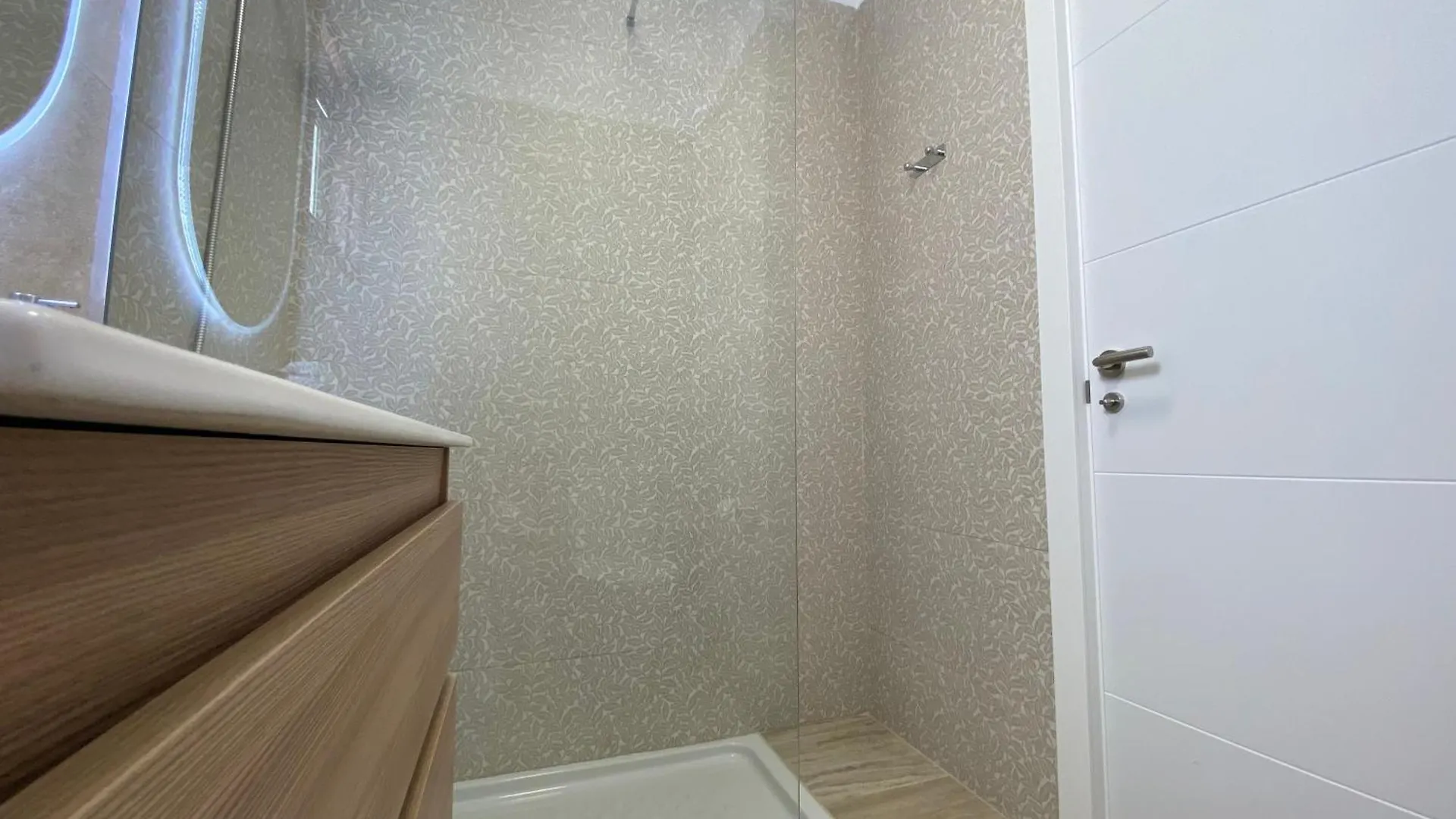 South Corner Holiday Home Адехе