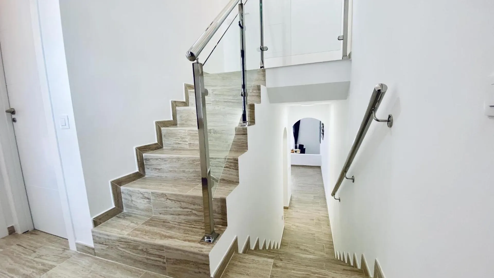 South Corner Holiday Home Адехе