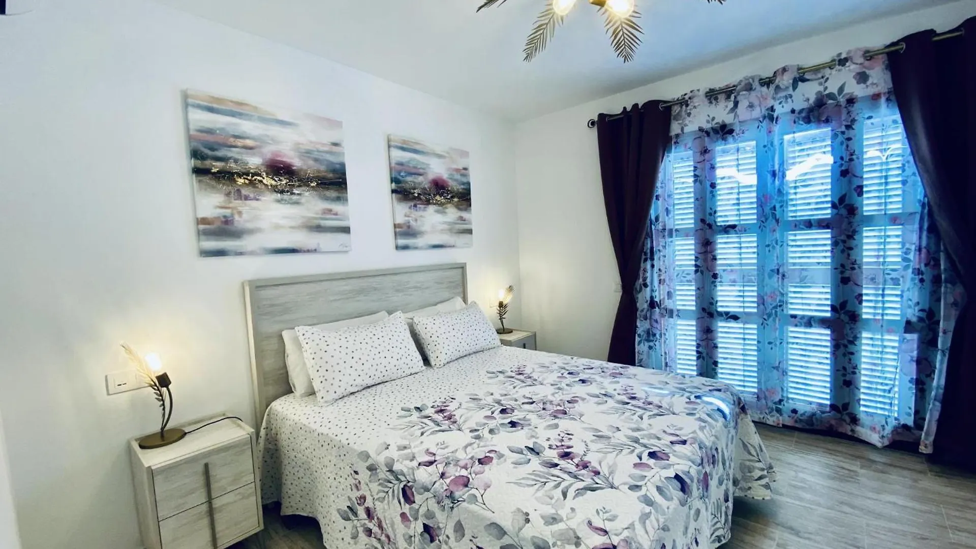 South Corner Holiday Home Адехе